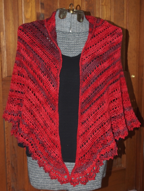 crochet shawl - front view on manequin
